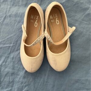 NEW Mix No. 6 girls flats - size 12
